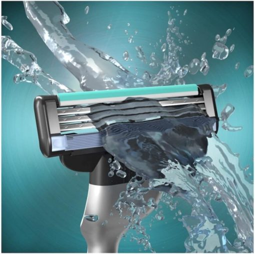 Gillette Mach3 water cleaning