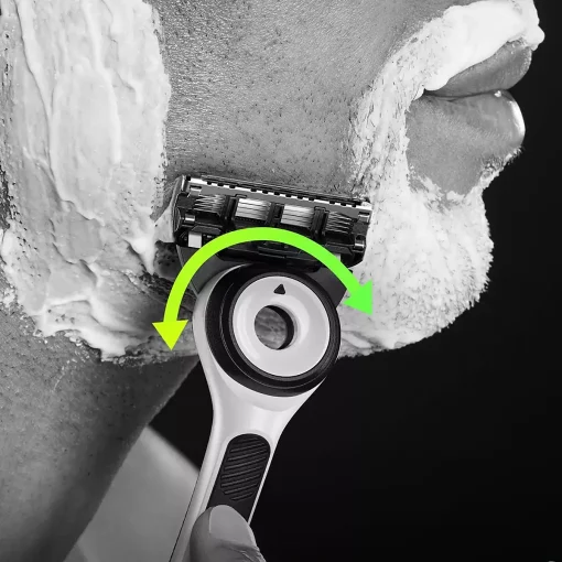 Gillette Labs Sharp White Edition shaving detail