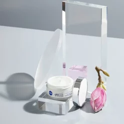 NIVEA Hyaluron Cellular Filler Anti-age Day Cream SPF15 Dagcrème Gezicht, Nek 50 ml sfeer