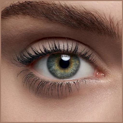 Lancôme Définicils Mascara - Lange, gedefinieerde wimpers - 01 Noir Infini oog 2 detail