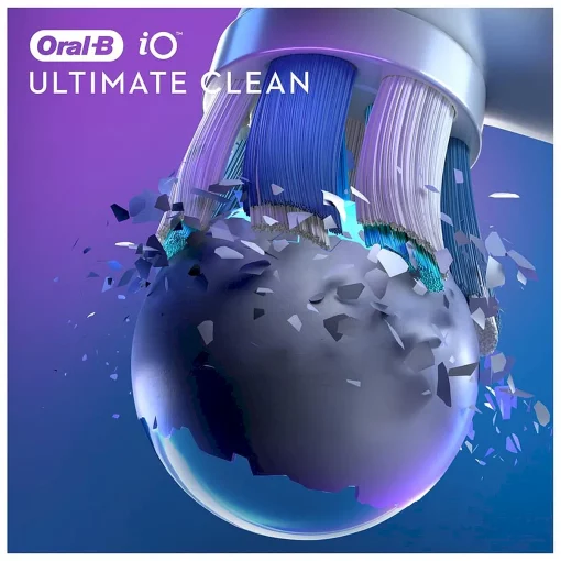 Oral-B iO Ultimate Clean Opzetborstels 4-Pack in gebruik