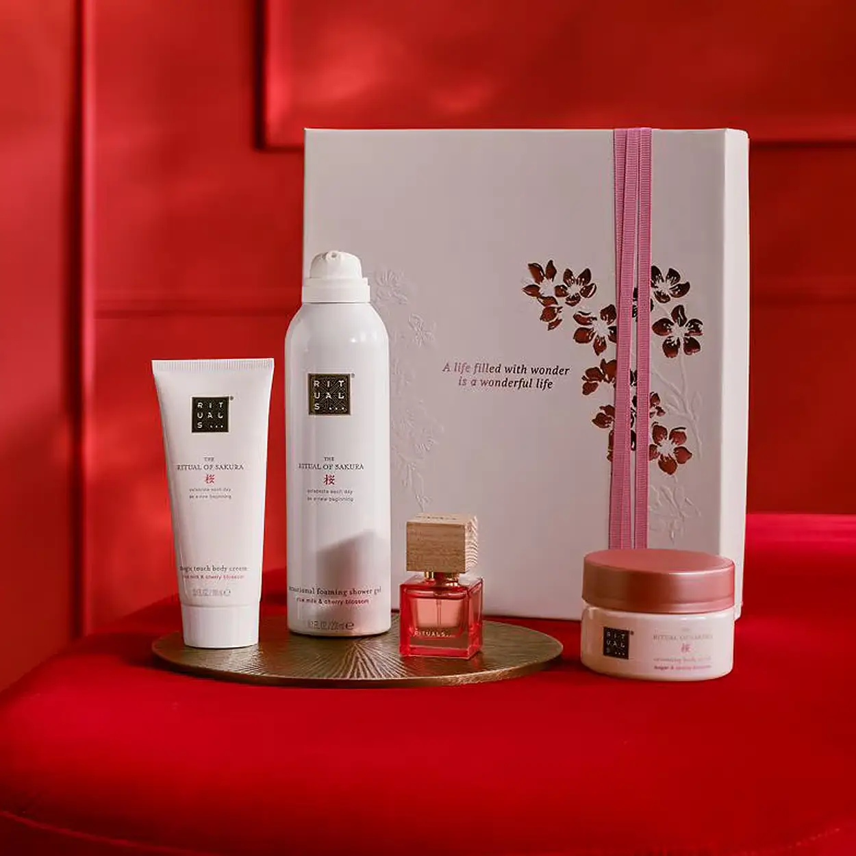 Rituals The Ritual of Sakura Gift Set Medium 5 Rituals The Ritual of Sakura Gift Set Medium