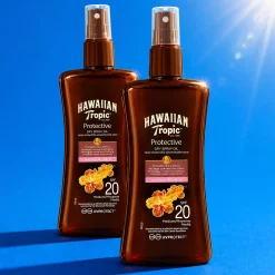 2x Hawaiian Tropic Protective Dry Spray Oil SPF20 200ml