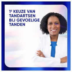 Wittere tanden zonder gevoeligheid? Sensodyne Clinical White 75ml beschermt 24/7, verwijdert vlekken en zorgt voor een frisse, stralende glimlach.