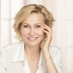 L’Oréal Triple Action Dagcrème 45 plus SPF20 Anti Age 8 L’Oréal Triple Action Dagcrème 45 plus SPF20 Anti Age