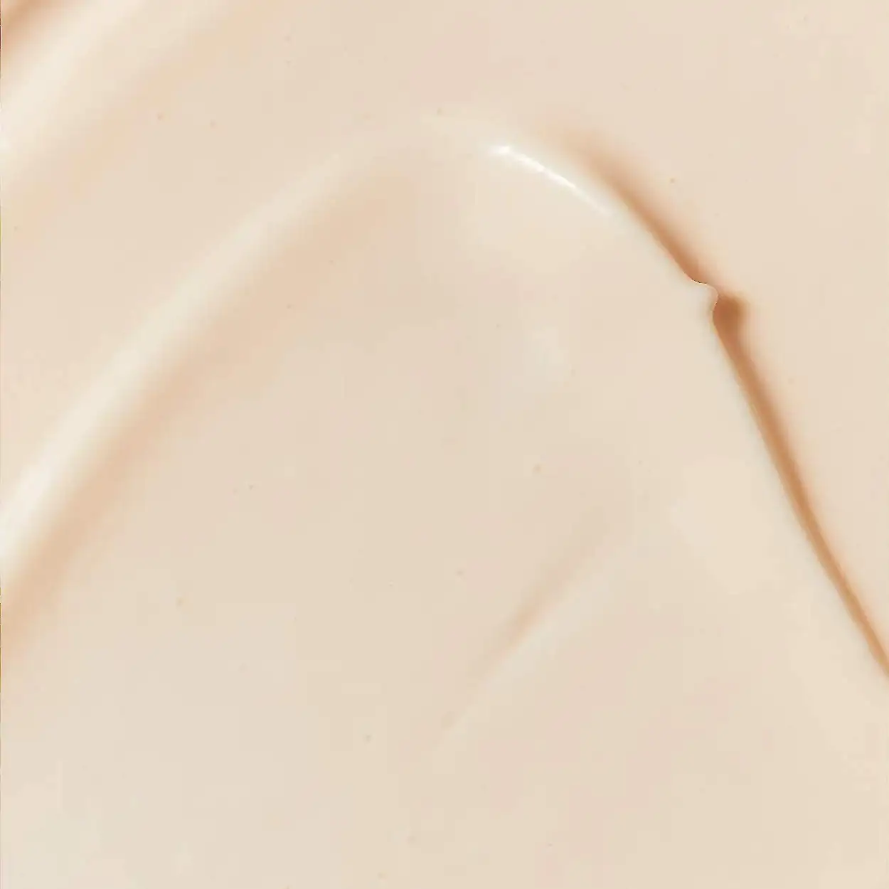 NIVEA Cellular Luminous Anti-Pigment Dagcrème SPF50 40ml 7 NIVEA Cellular Luminous Anti-Pigment Dagcrème SPF50 40ml